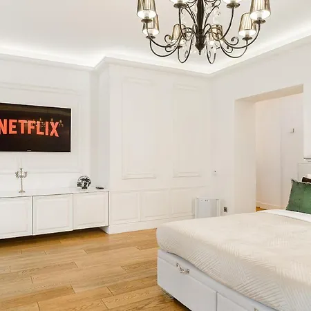 Appartement Lumina Spacious Company Apartment With Large Balcony Krakow