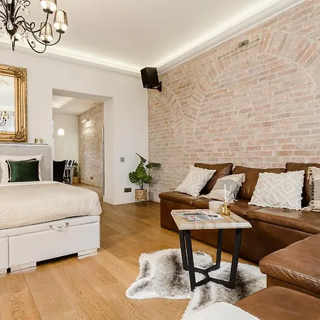 Lumina Spacious Company Apartment With Large Balcony Krakow