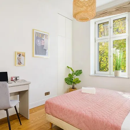 Lumina Spacious Company Apartment With Large Balcony Krakow * Kraków