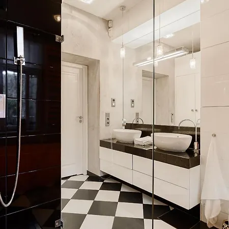 Lumina Spacious Company Apartment With Large Balcony Krakow Appartamento Cracovia