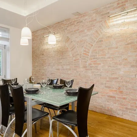 Lumina Spacious Company Apartment With Large Balcony Krakow Appartamento